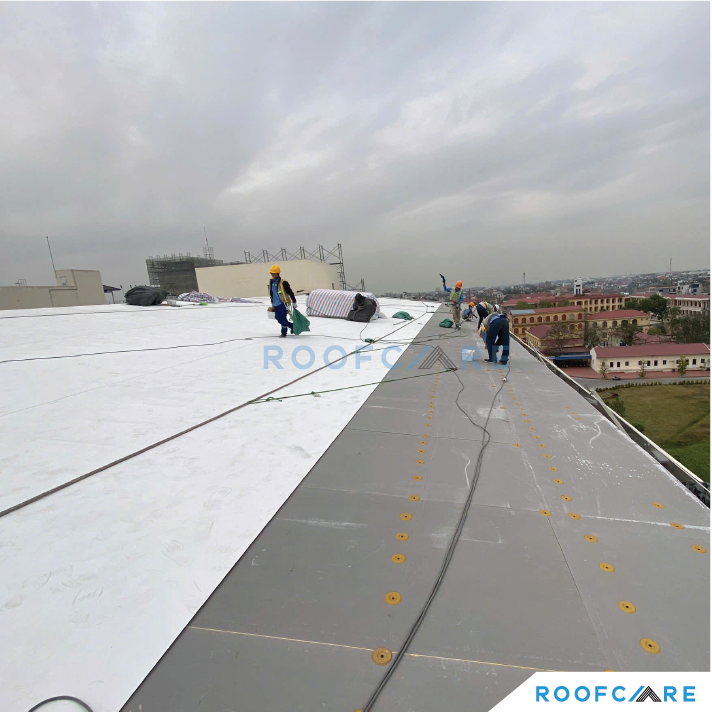 cai-tao-nang-cap-mai-ton-nha-may-cong-nghe